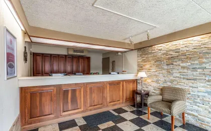 Econo Lodge Zanesville (Adults only)