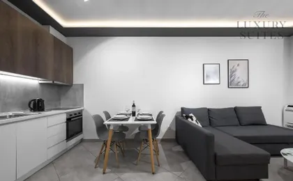 Adelle Apartments The Luxury Suites