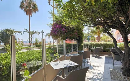 Hôtel Le Royal Promenade des Anglais