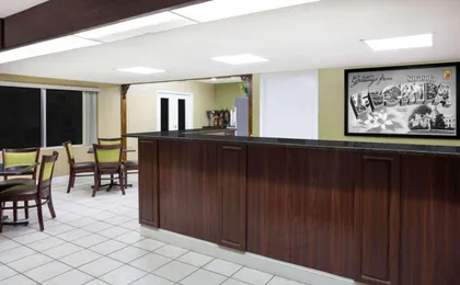 Super 8 by Wyndham Sarasota Near Siesta Key