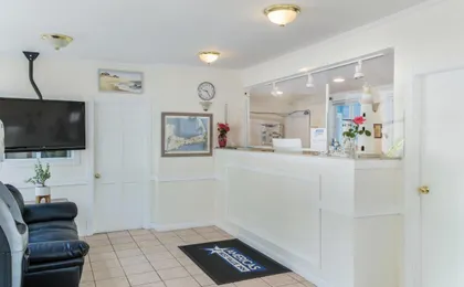Americas Best Value Inn & Suites-Hyannis/Cape Cod
