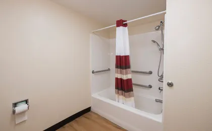 Red Roof Inn and Suites Opelika