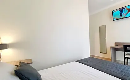 ESPERANCE HOTEL