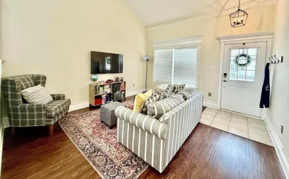 Simonton Court 20253