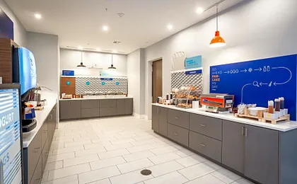 Holiday Inn Express & Suites Waco Downtown by IHG