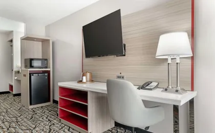 Best Western Plus Albert Lea I-90/I-35 Hotel