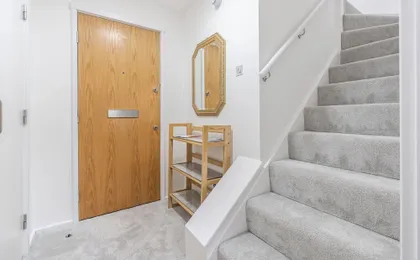 Duplex 2BR 2BA Flat Near Gloucester Rd Station