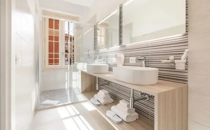 Adelante Rooms