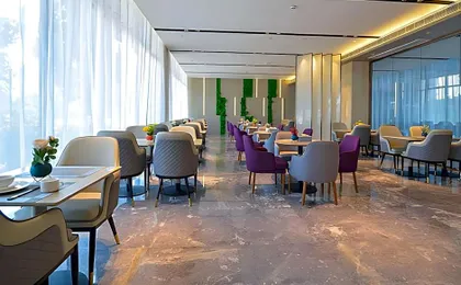Lavande Hotel Wuhan Optics Valley Third Road