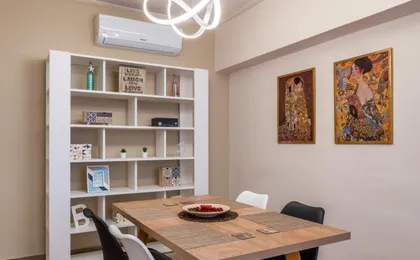Amazing Apartments @ Aiolou Str.