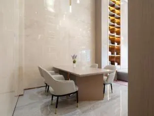 Lavande Hotel Wuhan Dongxihu Tianyuan Avenue