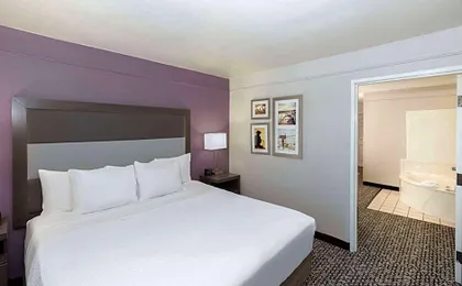 La Quinta Inn & Suites by Wyndham Rockwall