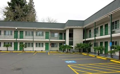 Knights Inn Salem