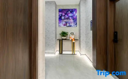 Fengdu E-sports Hotel (Southwest University of Political Science and Law Yubei Campus)