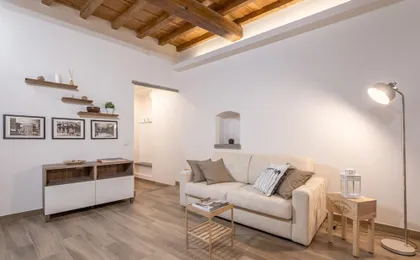 Santa Croce Place