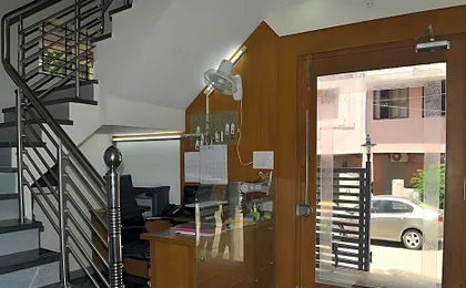 Hotel Metropark - Vadapalani