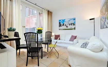 Unique Grand Trevi Fountain Apartment