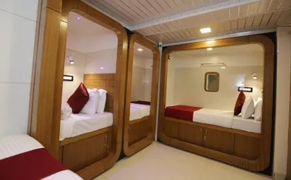Qubestay Airport Capsule Hotel & Hostel
