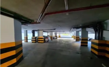 Barra, Compacto, Novo E Aconchegante