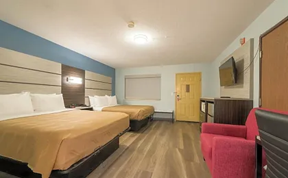 Quality Inn & Suites Manitou Springs at Pikes Peak / Garden of the Gods