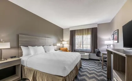 Country Inn & Suites by Radisson, Bolingbrook, I-55