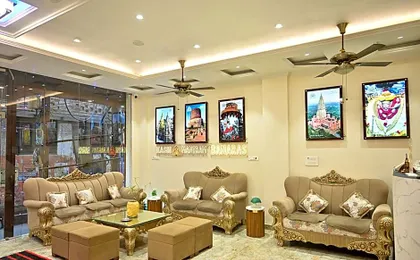 Hotel Kashi Mantram