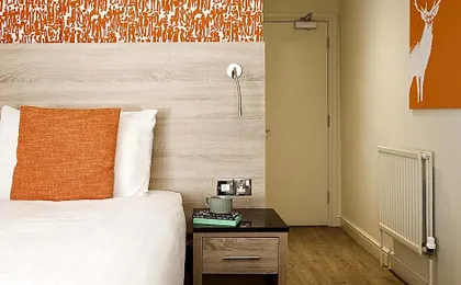 Cairn Hotel & Apartments