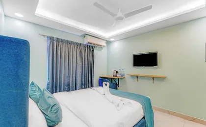 Rohaan hotels Medavakkam by UPAR