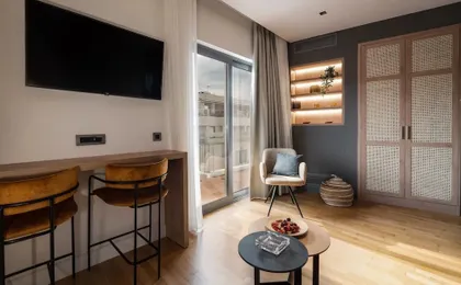 Acropolis Majestic view apartments