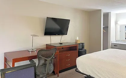 Motel 6 Raleigh, NC - Downtown South