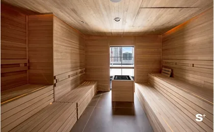 44th-Floor Luxury Condo - Gym & Pool