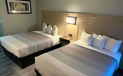 Red Lion Inn & Suites Kansas City