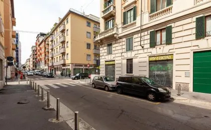 Ferrari - AC -Wifi - Flexyrent Apartment