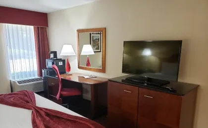 Baymont Inn And Suites Southfield/Detroit