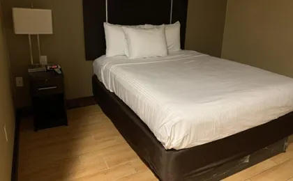 Pitkin Hotel