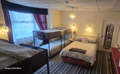 Bukhari Hotel