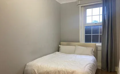 Three Bed Two Bath Apartment in London