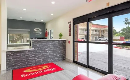Econo Lodge Inn & Suites Humble FM1960 - IAH Airport