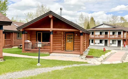 Beartooth Hideaway Inn And Cabins