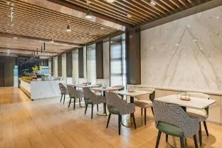 Atour Hotel Shanghai Pudong Caolu