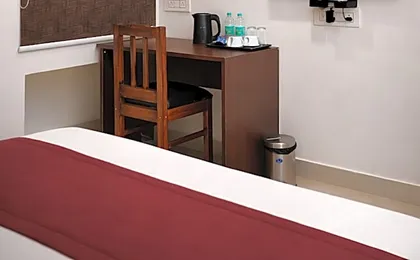 Hop Inn Service Apartment Hotel