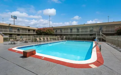 Best Western University Inn