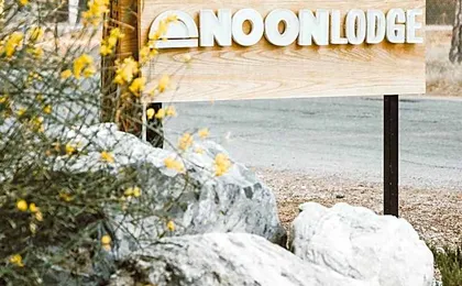 Noon Lodge