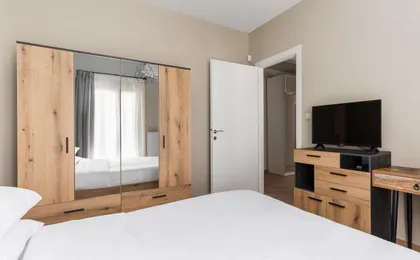 Camelia by Halu! - 1bd City Center Apartment