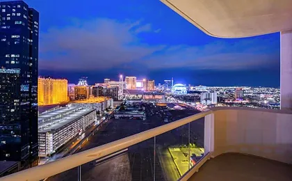 SPHERE VIEW - Signature MGM Resort Lucky Gem Penthouse & Luxury Suites 27817