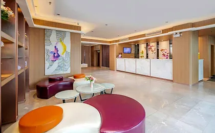 Lavande Hotels Guangzhou Baiyun Avenue North Metro Station