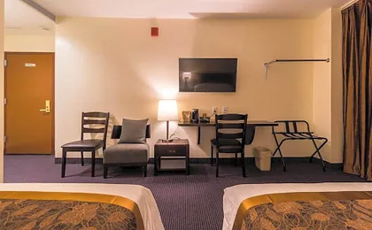 John Hotel