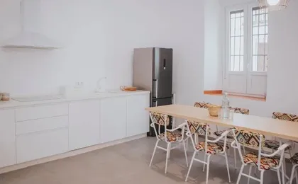 OptionBe Hostel