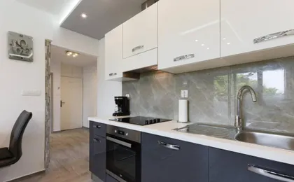Reza Luxury Apartment