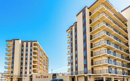 200 Yards to Shore! Quaint Ocean City Condo